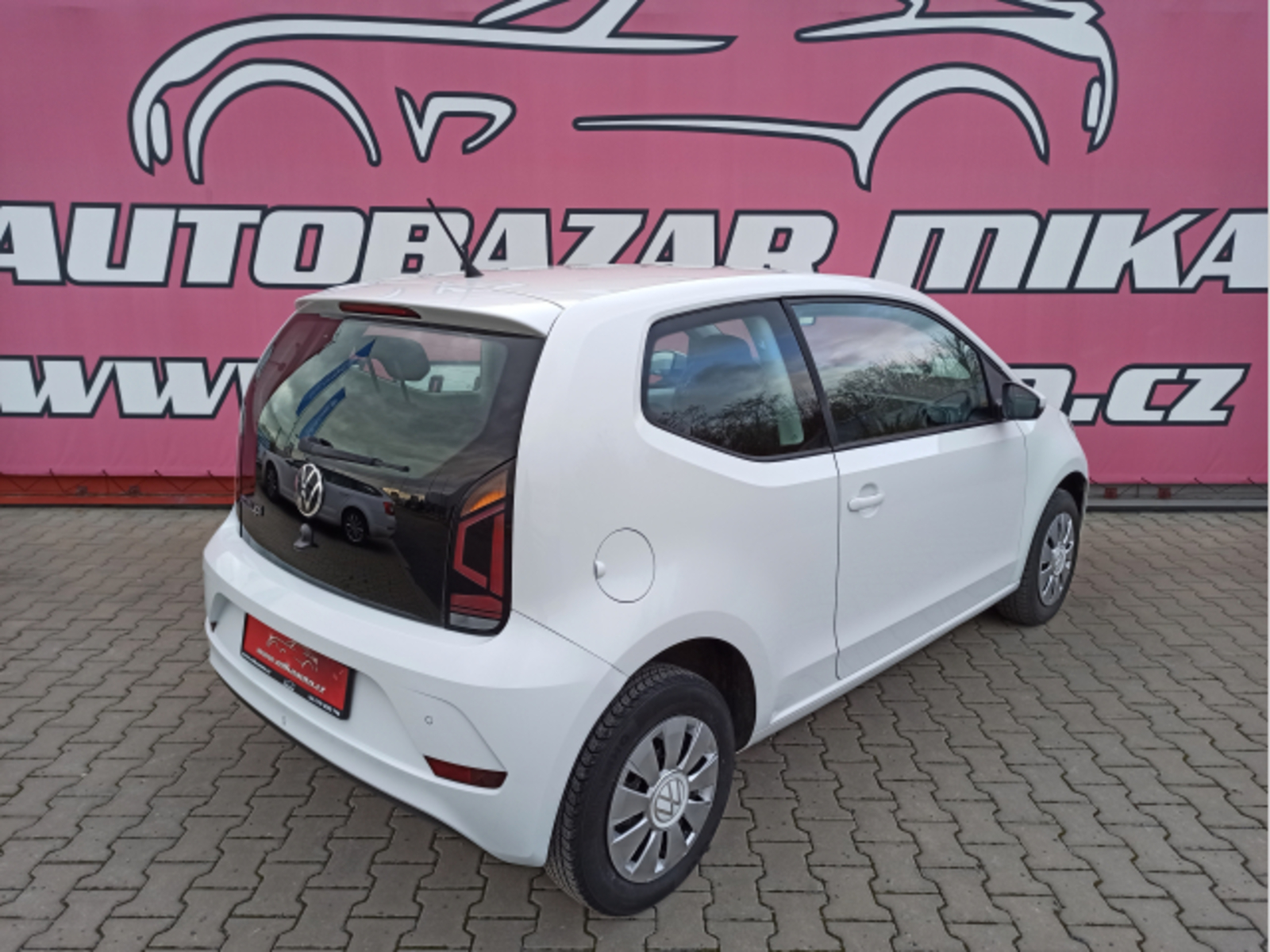 Volkswagen up! 5