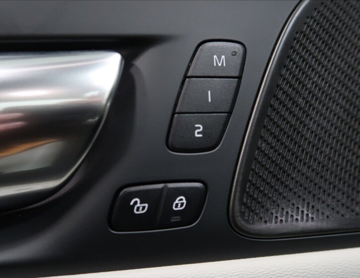 Volvo S60 Sedan / Limuzína 2,0 l 184 kw