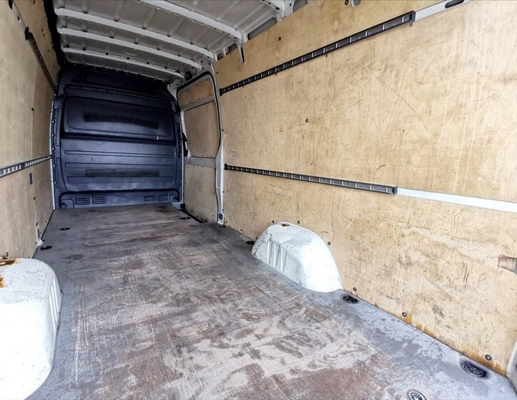 Volkswagen Crafter Ostatní 2,5 l 80 kw