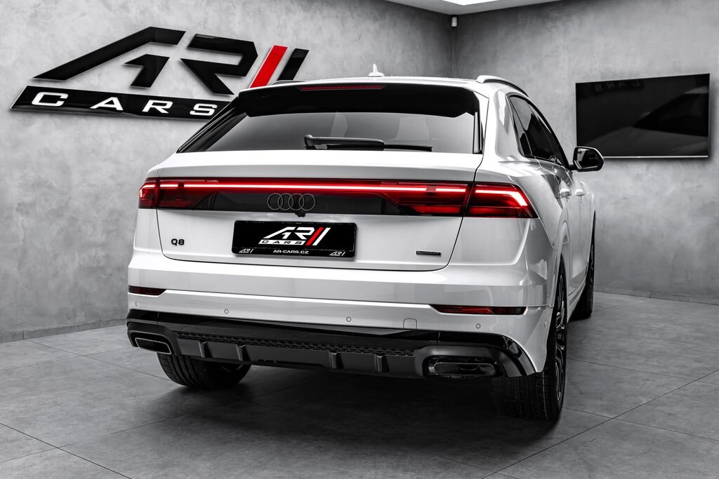 Audi Q8 SUV 3,0 l 210 kw