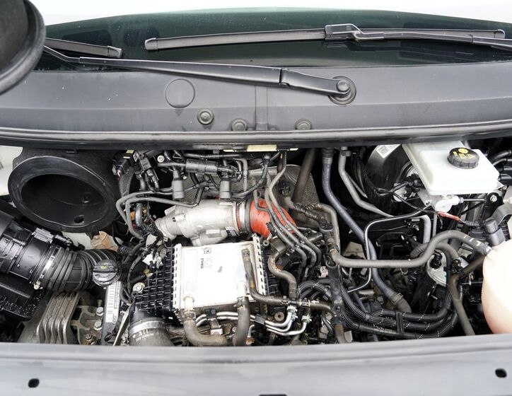 Volkswagen Crafter 10