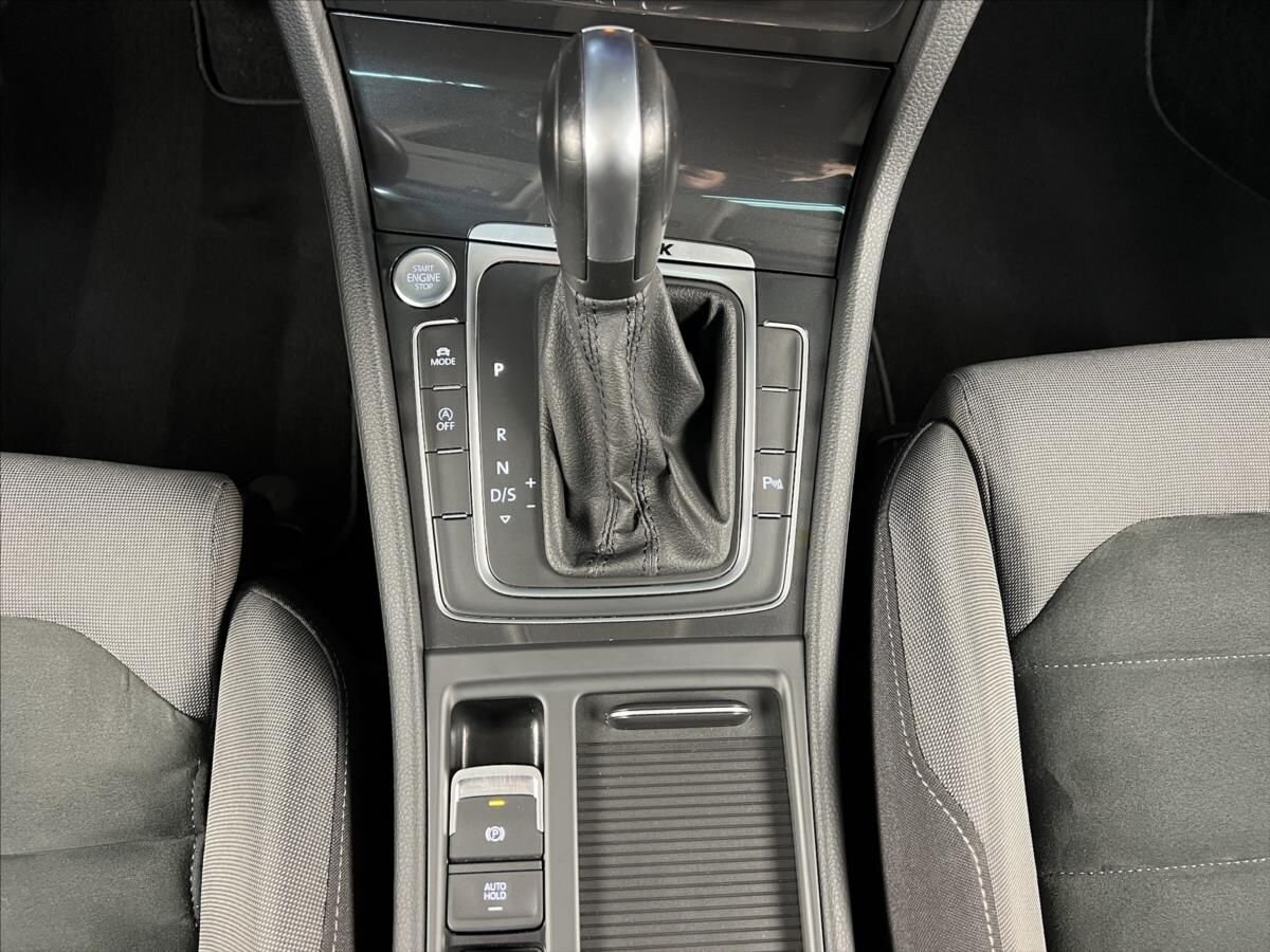 Volkswagen Golf Kombi 2,0 l 135 kw