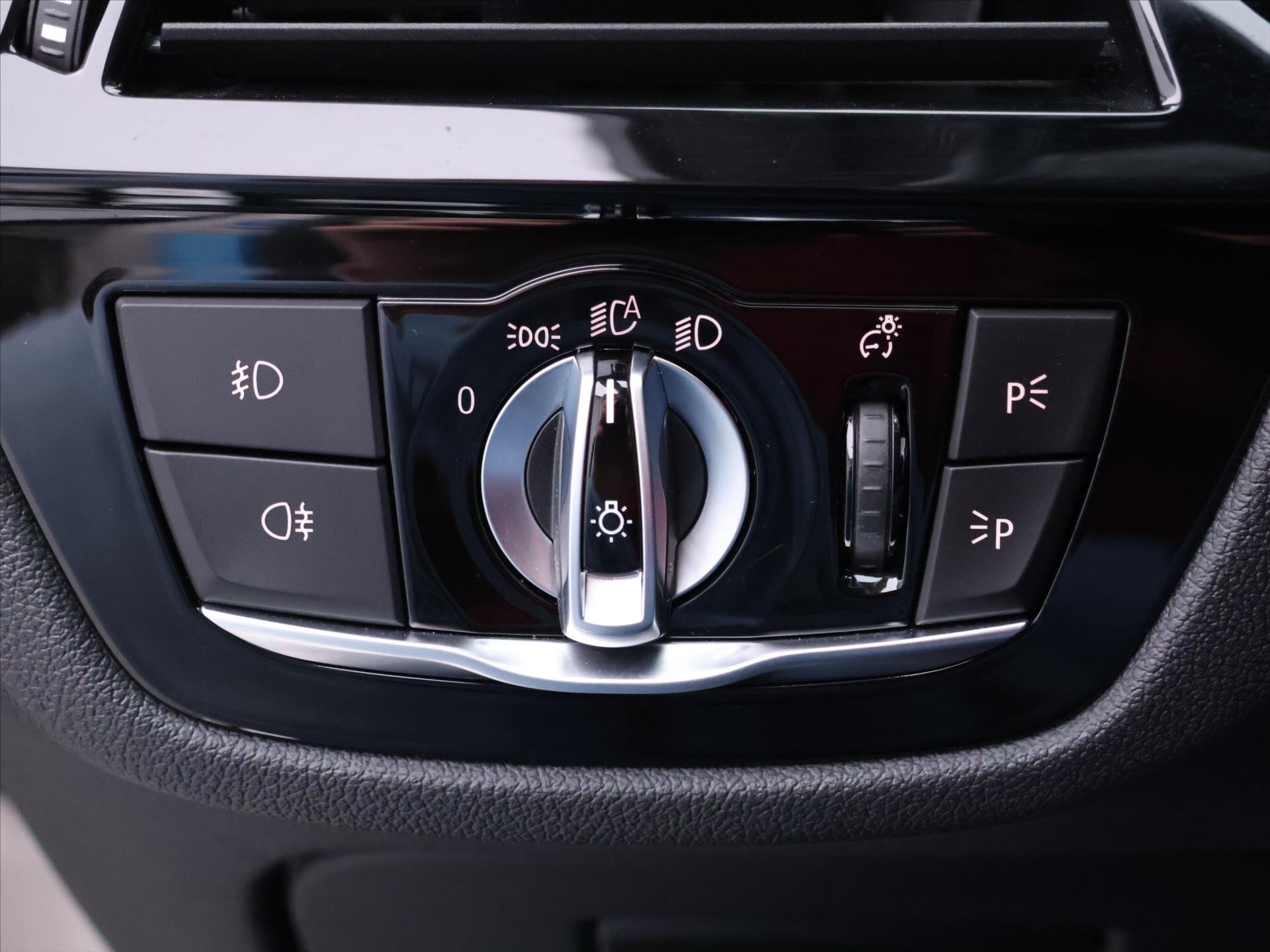 BMW Řada 5 Sedan 2,0 l 140 kw