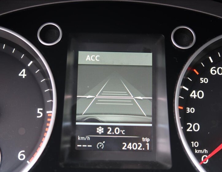 Volkswagen Passat Kombi 2,0 l 103 kw