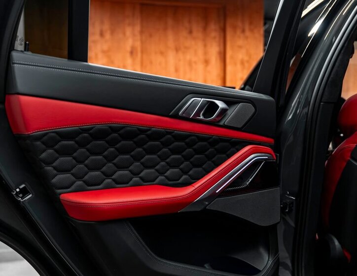 BMW X6 SUV / Terénní 4,4 l 460 kw