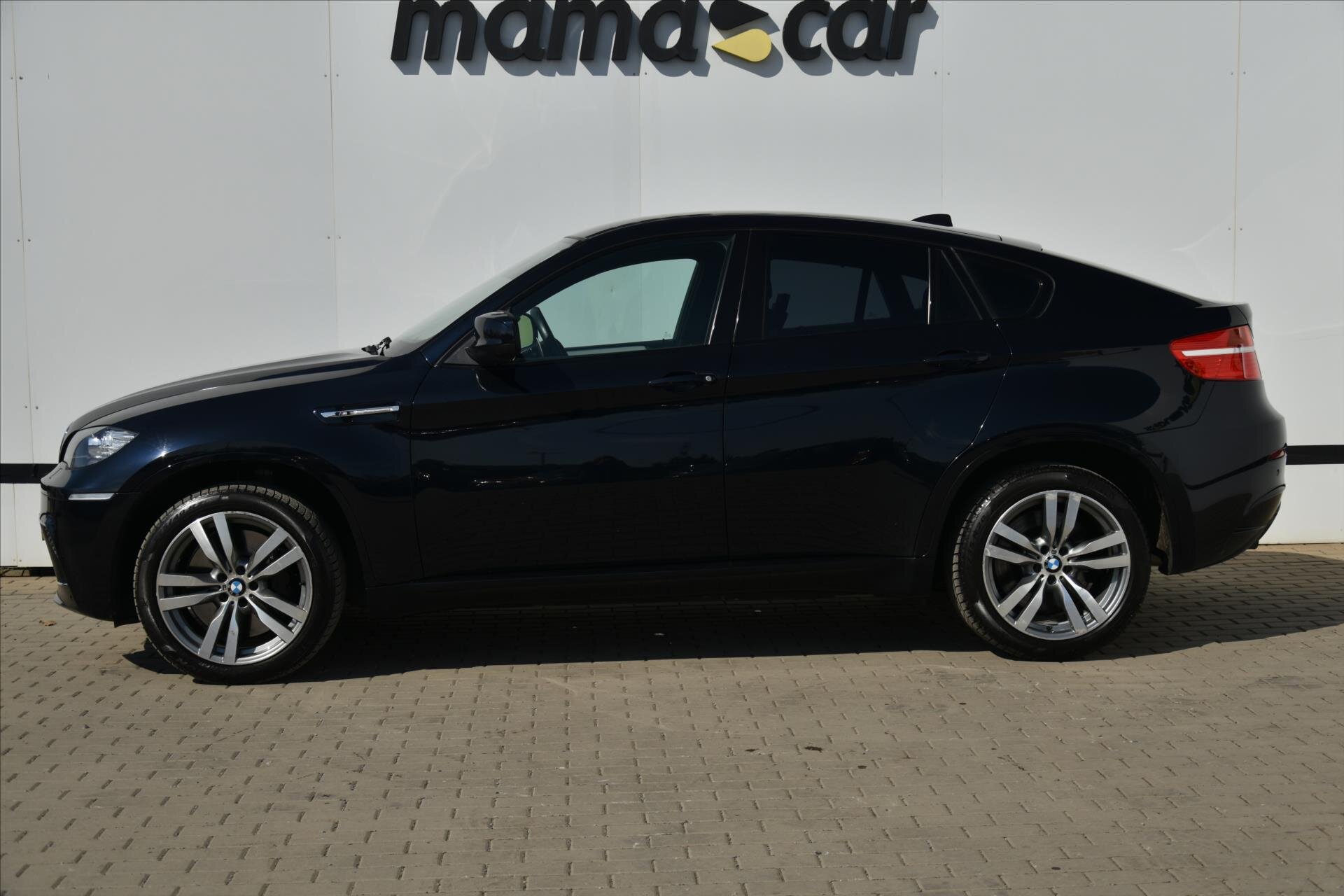 BMW X6 SUV / Terénní 4,4 l 408 kw