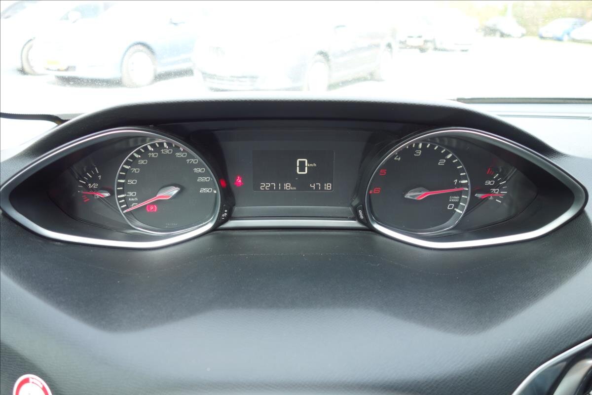 Peugeot 308 Kombi 1,6 l 88 kw
