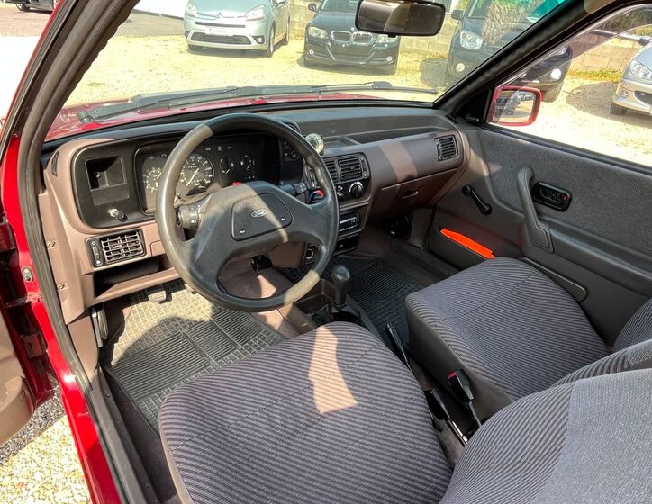 Ford Escort 14