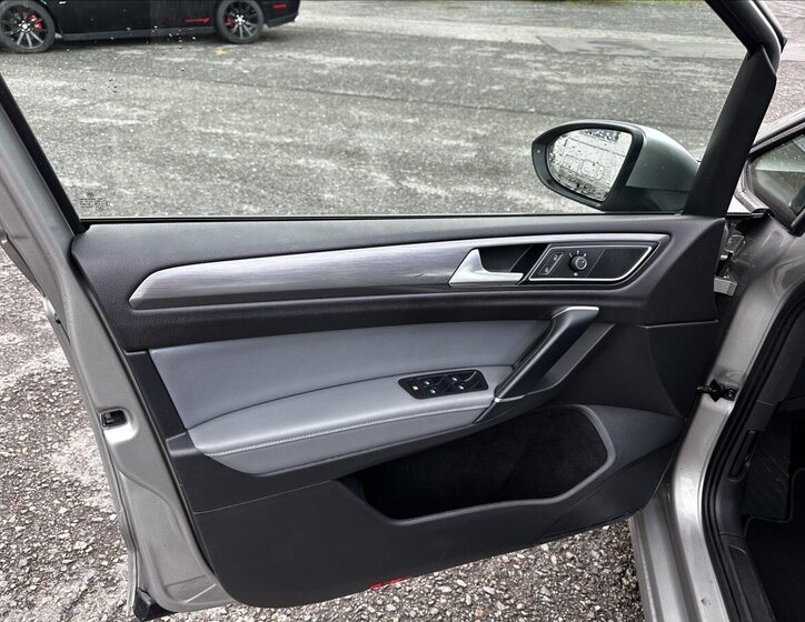 Volkswagen Golf Sportsvan Hatchback 1,5 l 110 kw