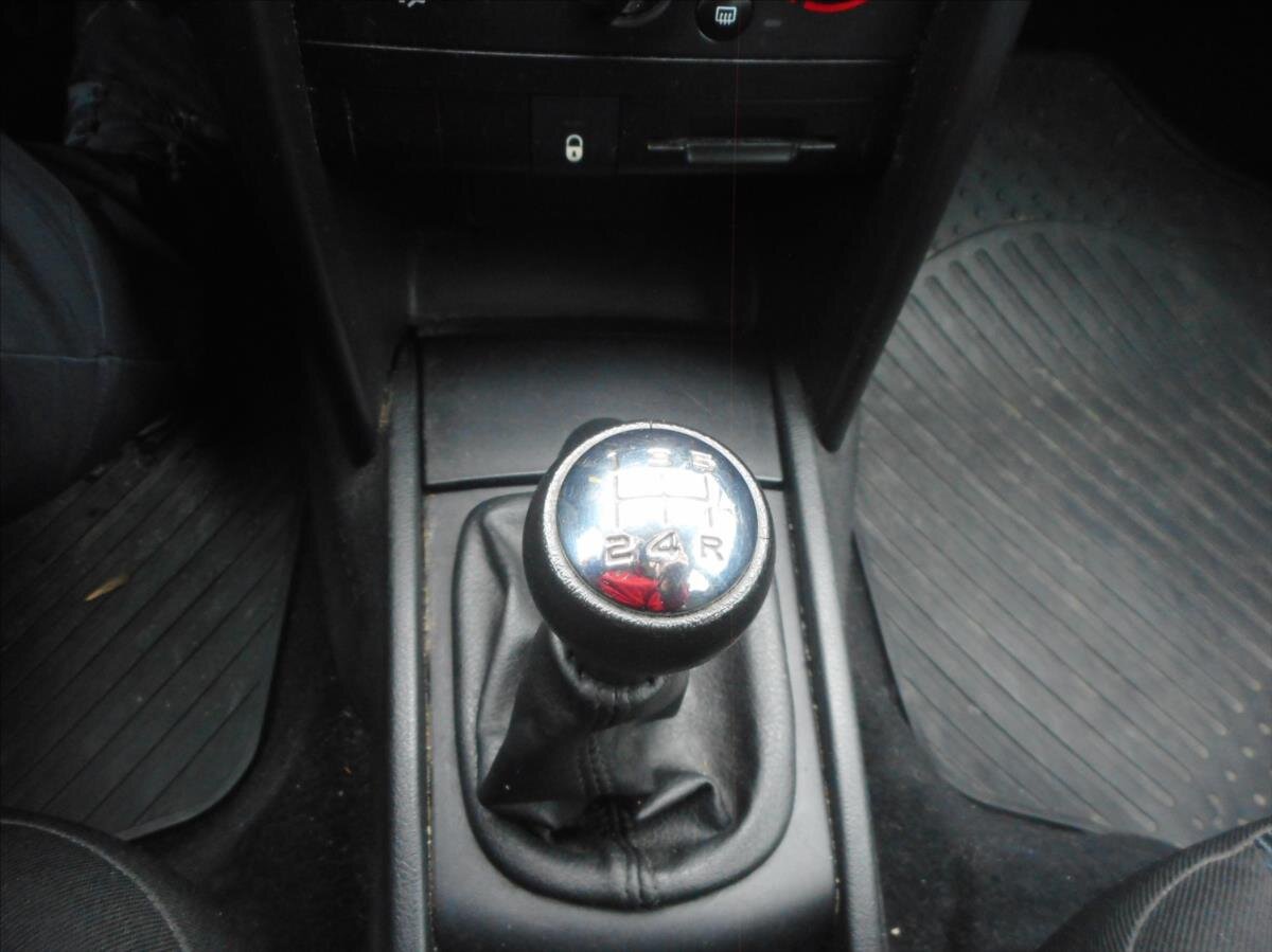 Peugeot 207 Hatchback 1,4 l 54 kw