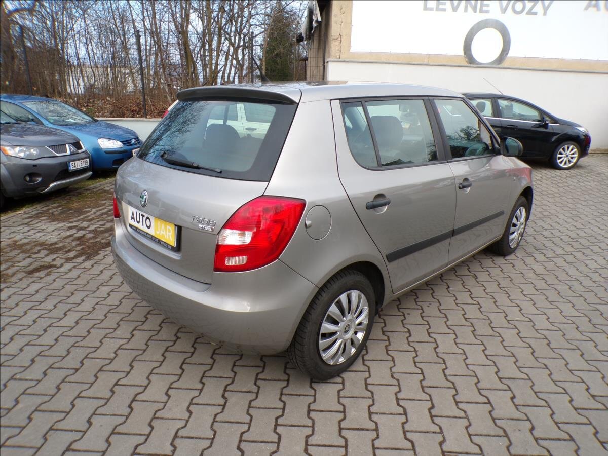 Škoda Fabia Hatchback 1,2 l 44 kw