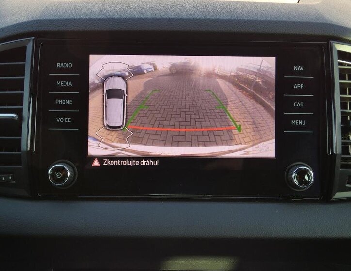 Škoda Karoq SUV / Terénní 1,5 l 110 kw