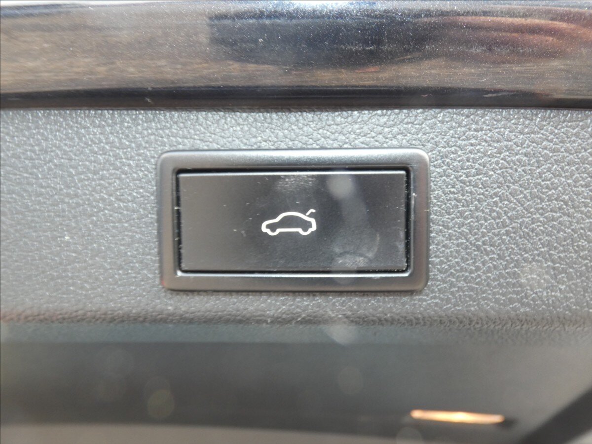 Škoda Superb Kombi 1,5 l 110 kw