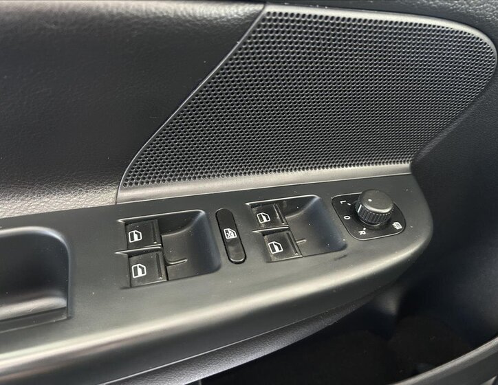 Volkswagen Golf Kombi 2,0 l 103 kw