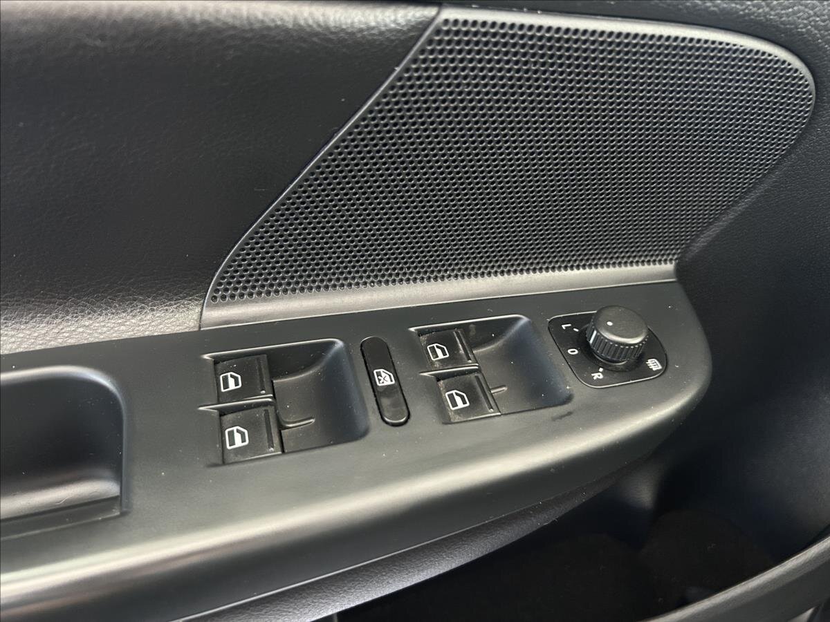 Volkswagen Golf Kombi 2,0 l 103 kw