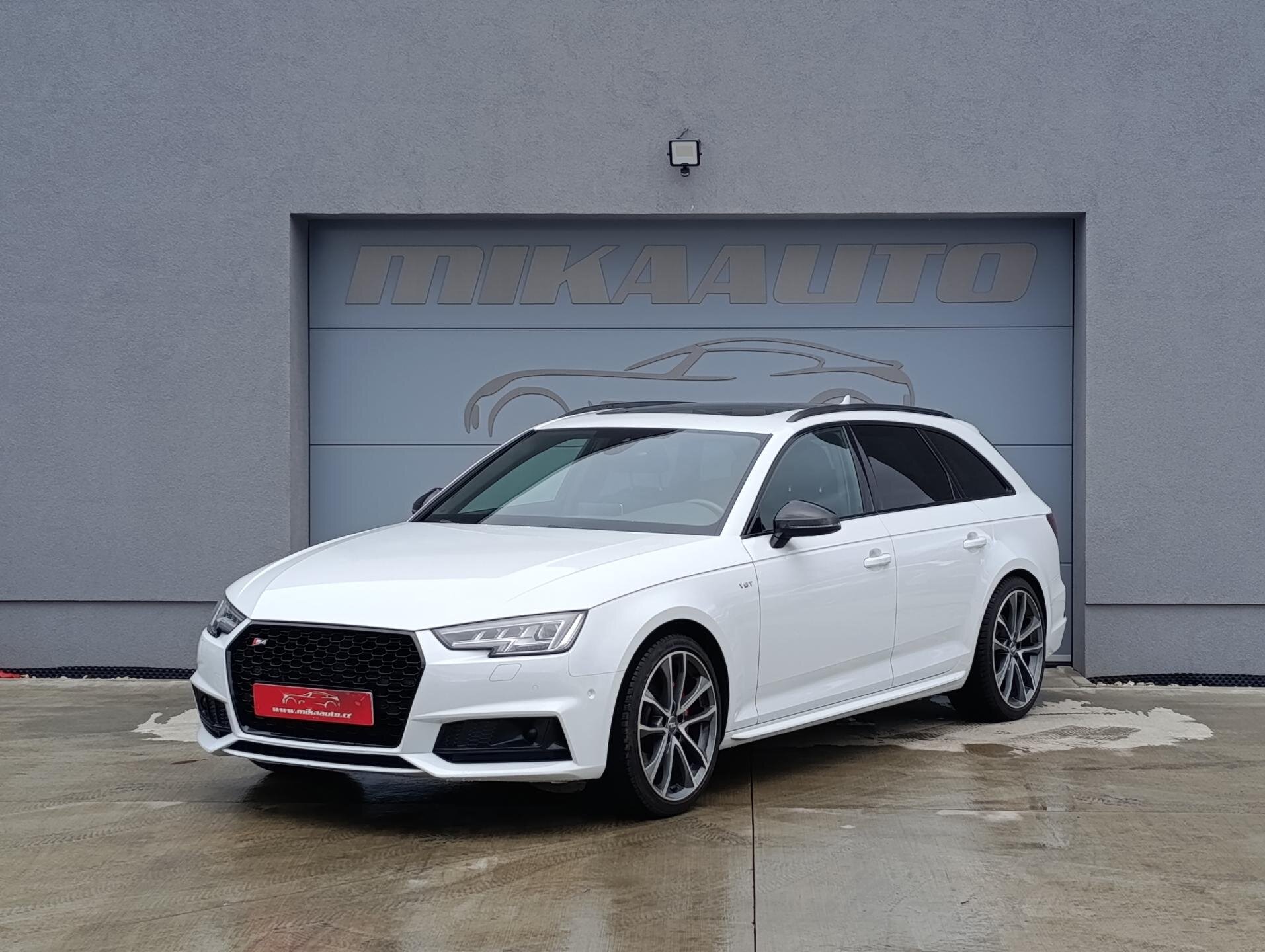 Audi S4 Kombi 3,0 l 260 kw