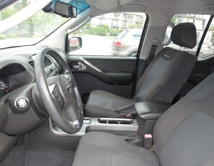 Nissan Navara Pick-up 2,5 l 126 kw