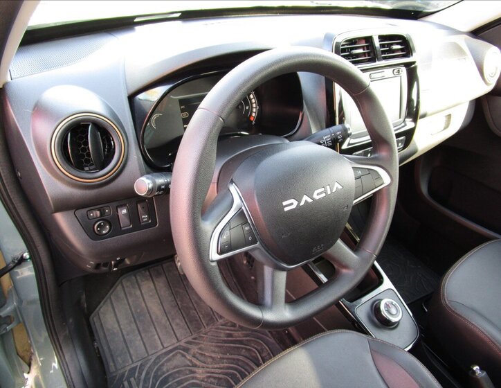 Dacia Spring Hatchback 0,0 48 kw