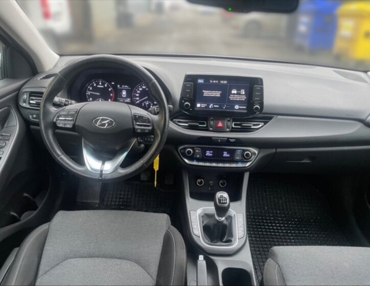 Hyundai i30 9
