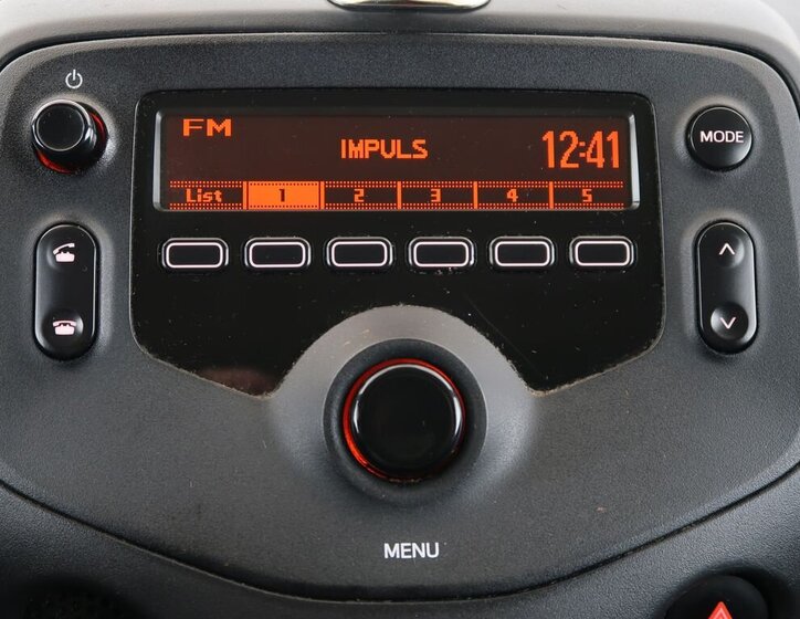 Toyota Aygo Hatchback 998,0 53 kw