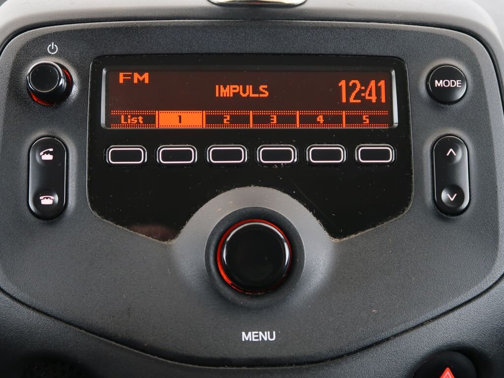 Toyota Aygo Hatchback 998,0 53 kw