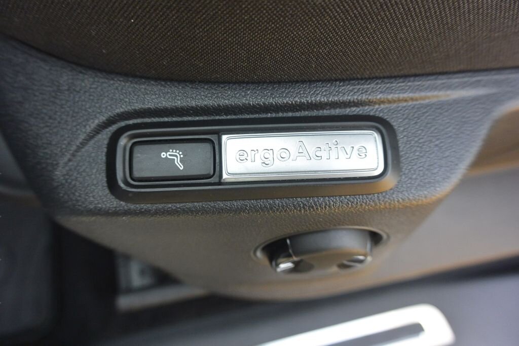 Volkswagen Tiguan SUV / Terénní 2,0 l 110 kw