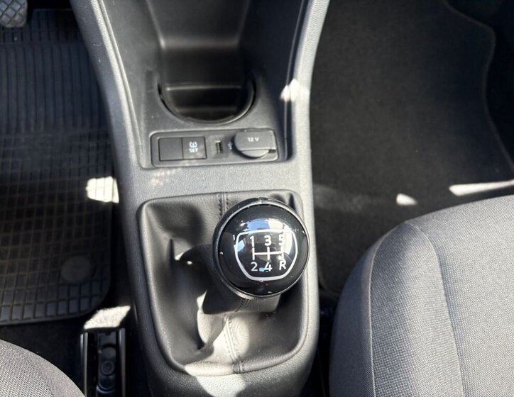 Volkswagen up! Hatchback 999,0 55 kw
