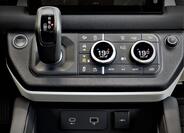 Land Rover Defender 10