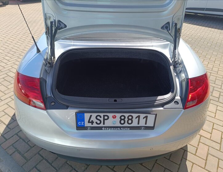 Audi TT Kabriolet 2,0 l 147 kw