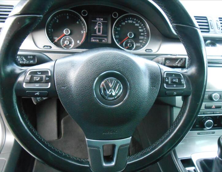Volkswagen Passat 15