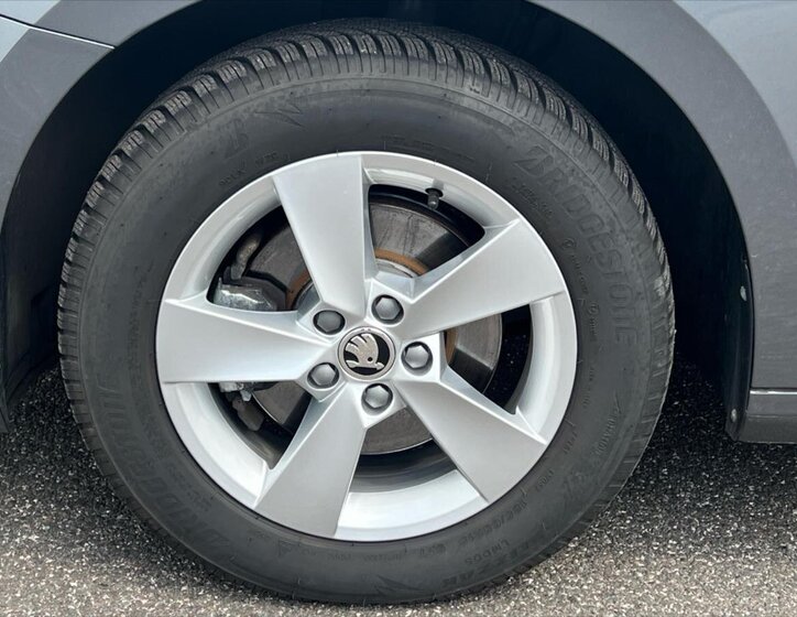 Škoda Fabia Hatchback 999,0 85 kw