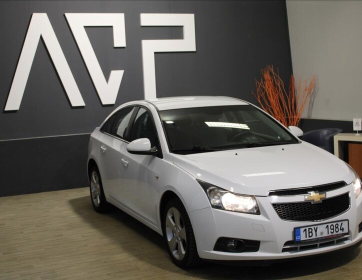 Chevrolet Cruze Sedan / Limuzína 2,0 l 120 kw