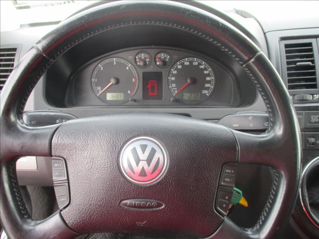 Volkswagen Multivan VAN / Minibus 2,5 l 96 kw