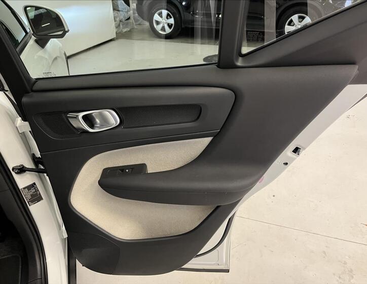 Volvo XC40 31