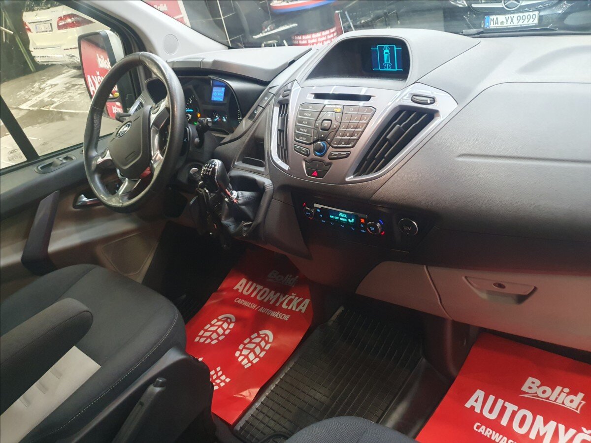 Ford Tourneo Custom Kombi 2,2 l 92 kw