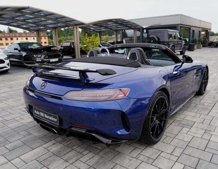 Mercedes-Benz AMG GT 18