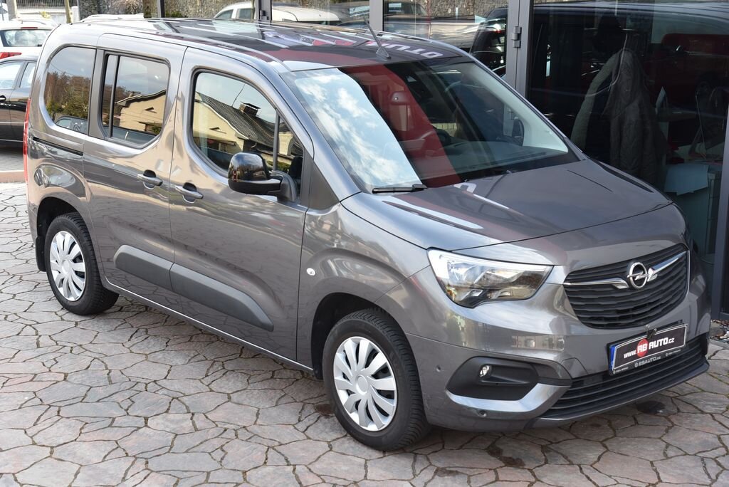 Opel Combo MPV 1,2 l 96 kw
