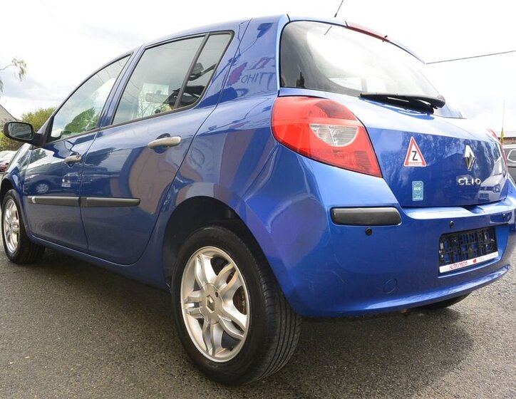 Renault Clio Hatchback 1,1 l 55 kw