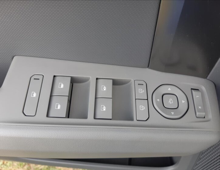 KIA EV3 SUV / Terénní 0,0 150 kw