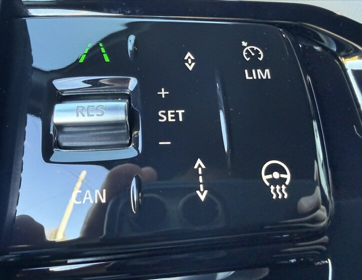 Land Rover Range Rover Velar SUV / Terénní 3,0 l 221 kw