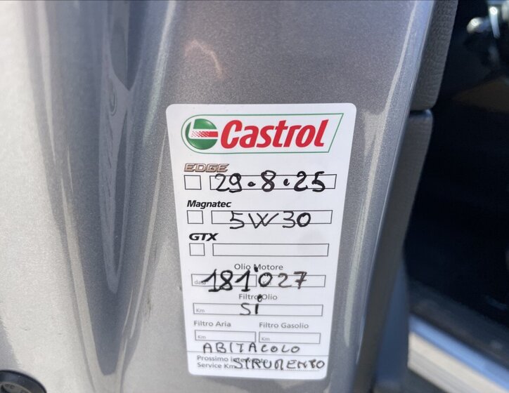 DS Automobiles DS7 Crossback Kombi 2,0 l 130 kw