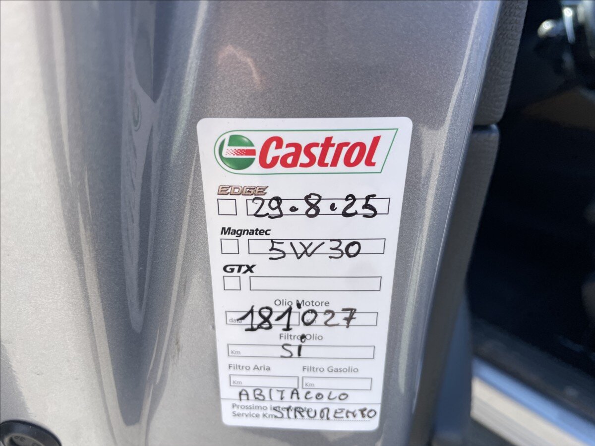 DS Automobiles DS7 Crossback Kombi 2,0 l 130 kw