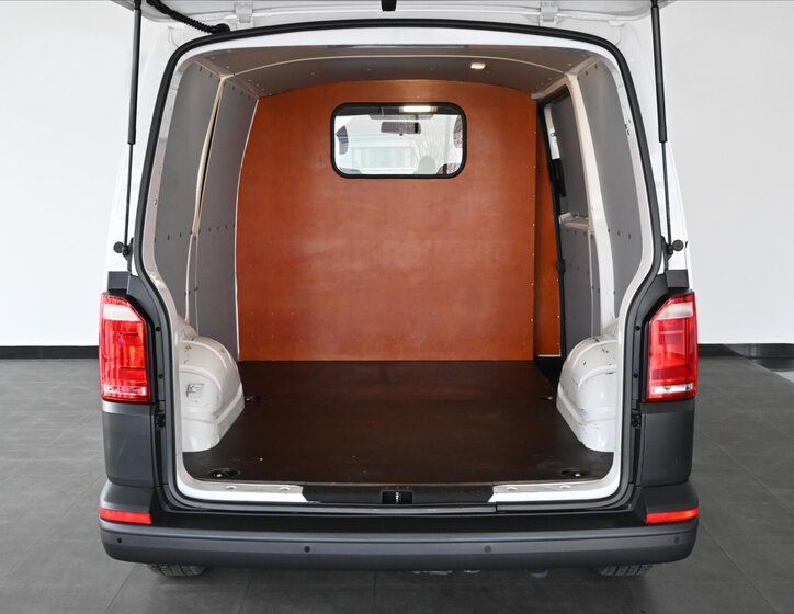 Volkswagen Transporter Skříň 2,0 l 84 kw
