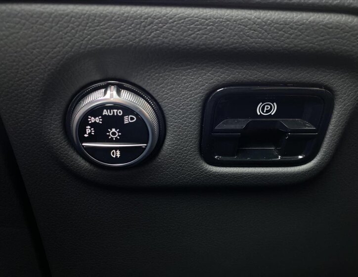 Mercedes-Benz EQE SUV 0,0 300 kw