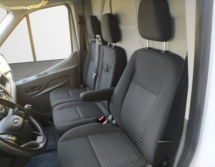 Ford Transit Skříň 2,0 l 96 kw