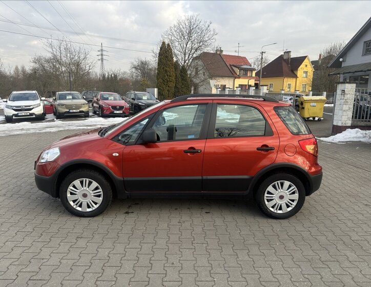 Fiat Sedici Hatchback 1,6 l 79 kw