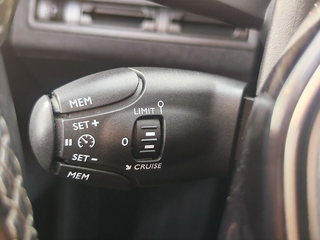 Peugeot 5008 SUV / Terénní 1,2 l 96 kw