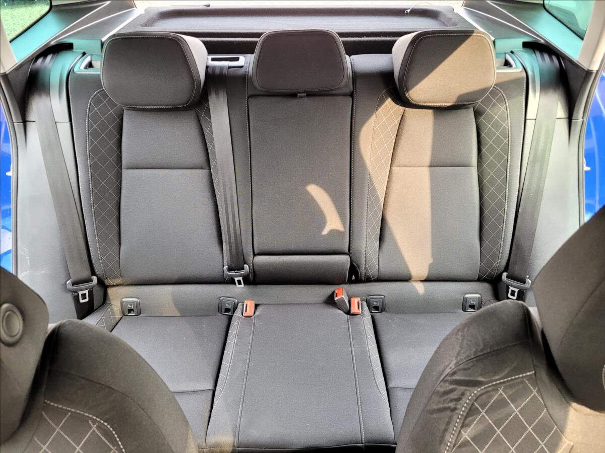 Škoda Karoq SUV / Terénní 1,6 l 85 kw