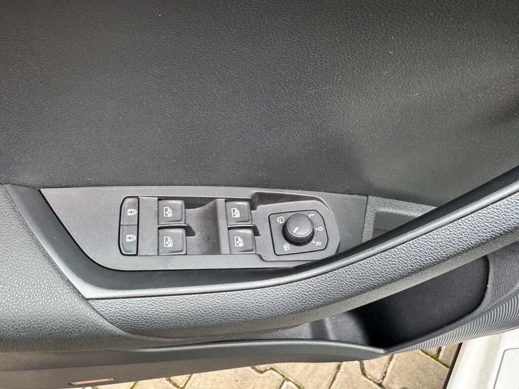 Škoda Karoq SUV 1,5 l 110 kw