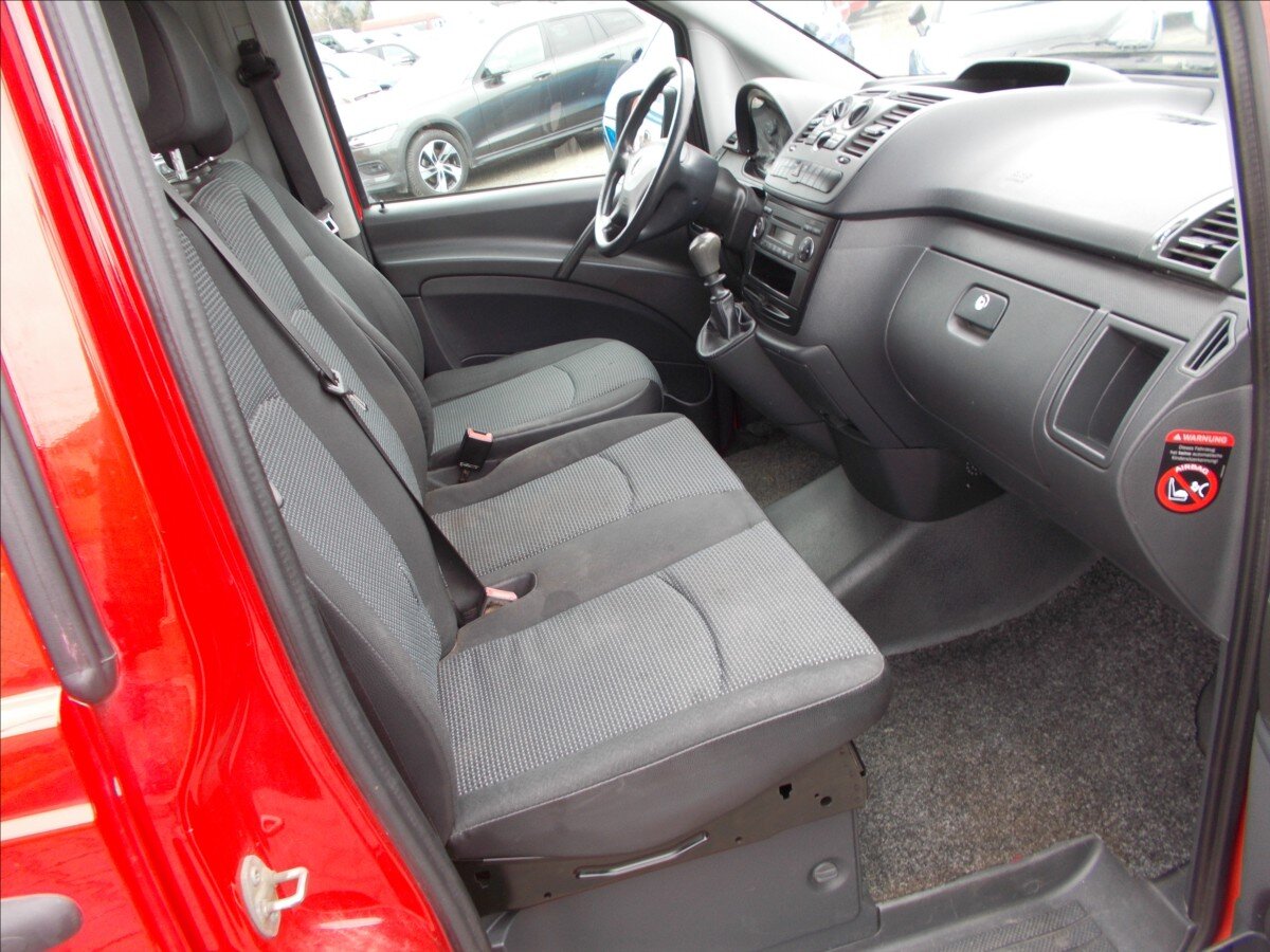 Mercedes-Benz Vito MPV 2,1 l 70 kw